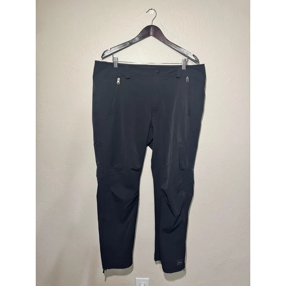 REI Mens Hiking Pants Black 40W x 30L Technical Outdoor Stretch Ankle Zip